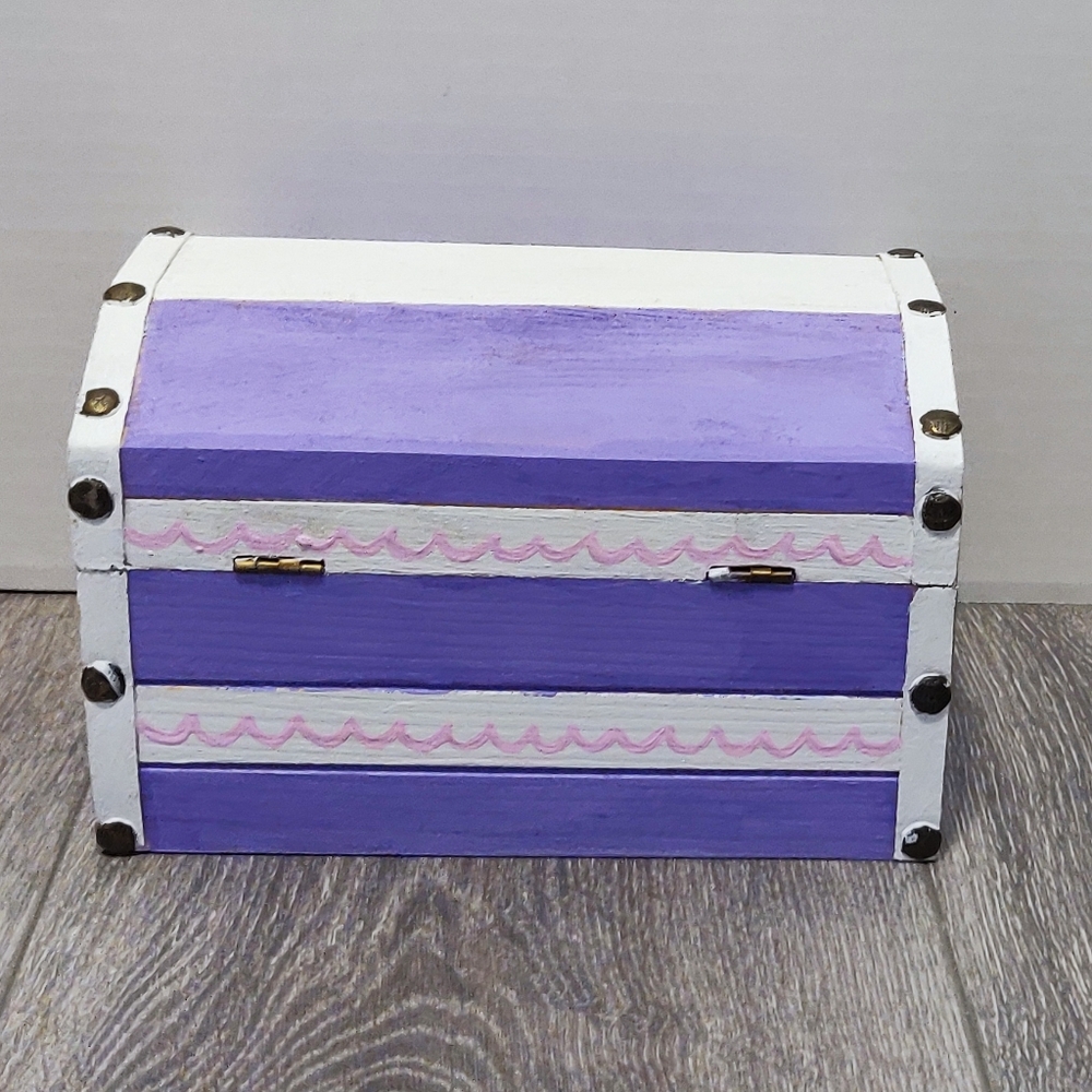Princess Chest - Picture 7 of 7